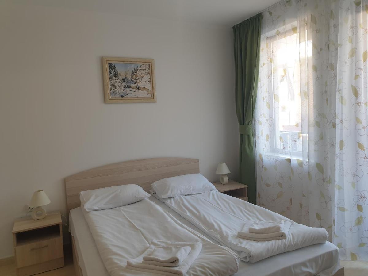 Grand Monastery Hotel Apartments Pamporovo Esterno foto