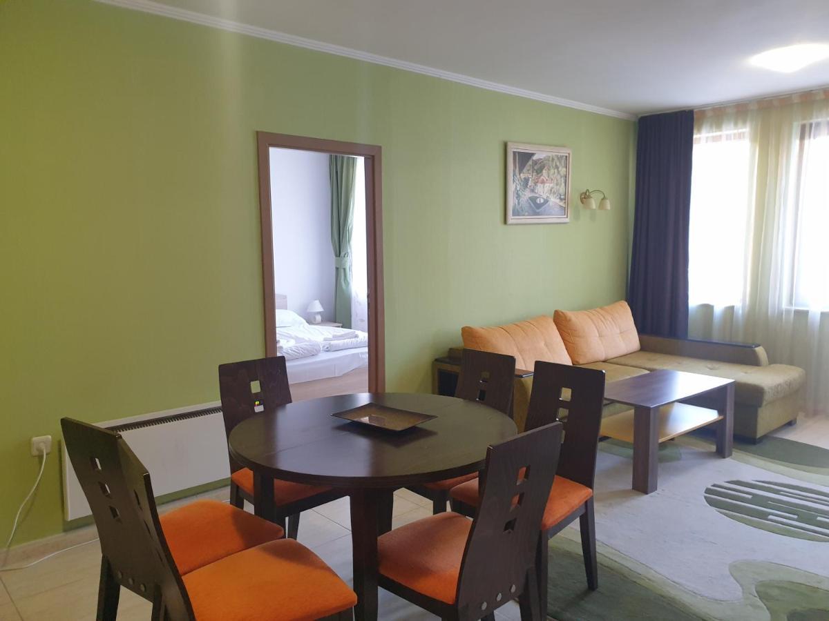 Grand Monastery Hotel Apartments Pamporovo Esterno foto